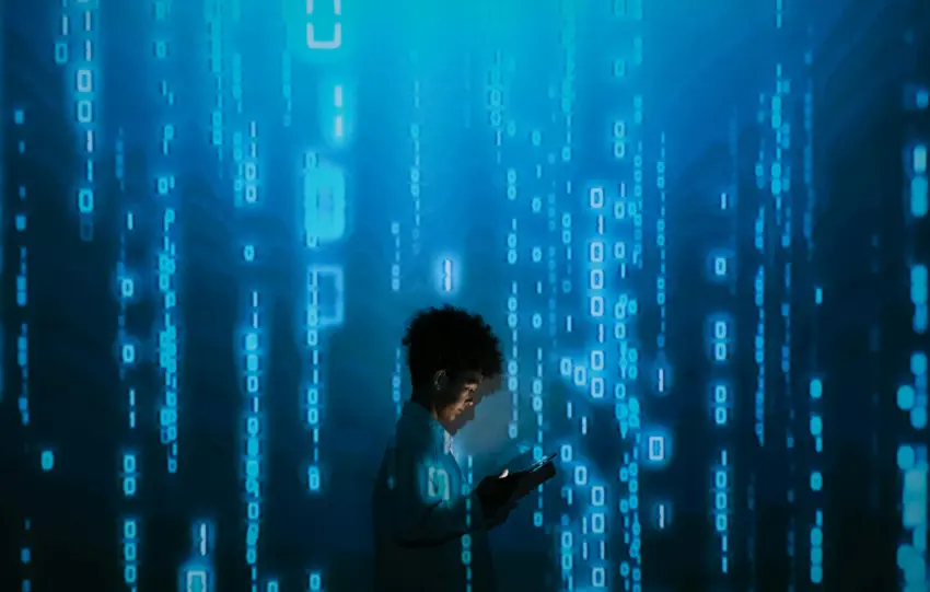 Voice cloning: Πώς η τεχνητή νοημοσύνη άλλαξε για πάντα τις ψηφιακές απάτες