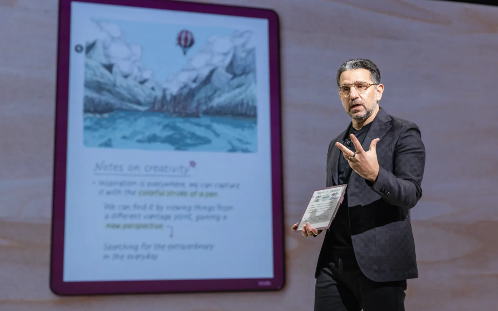 Kindle Scribe με έγχρωμη οθόνη: Ένας e-reader έτοιμος για την εποχή του AI