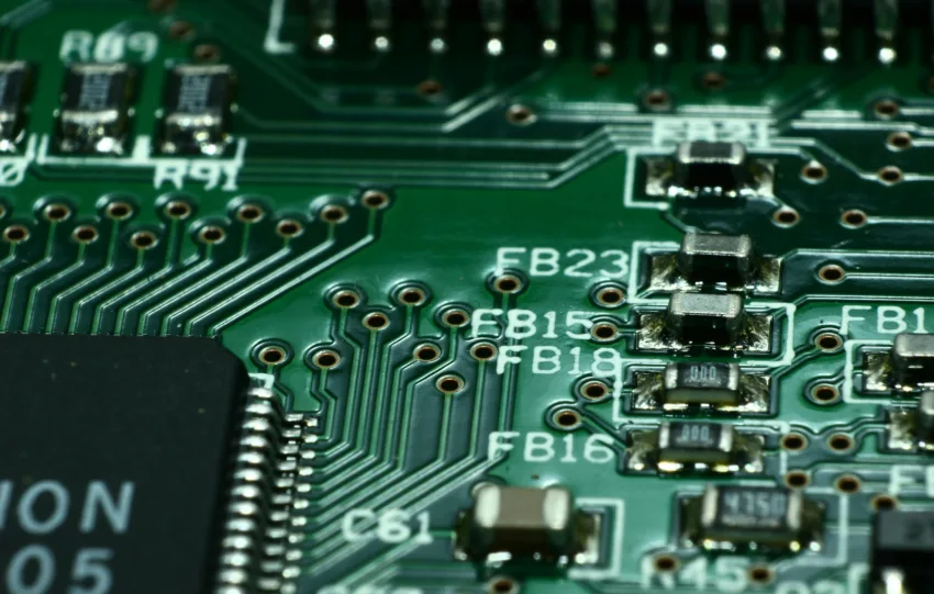 Cisco P200: Το chip δικτύωσης που ενώνει απομακρυσμένα AI data centers