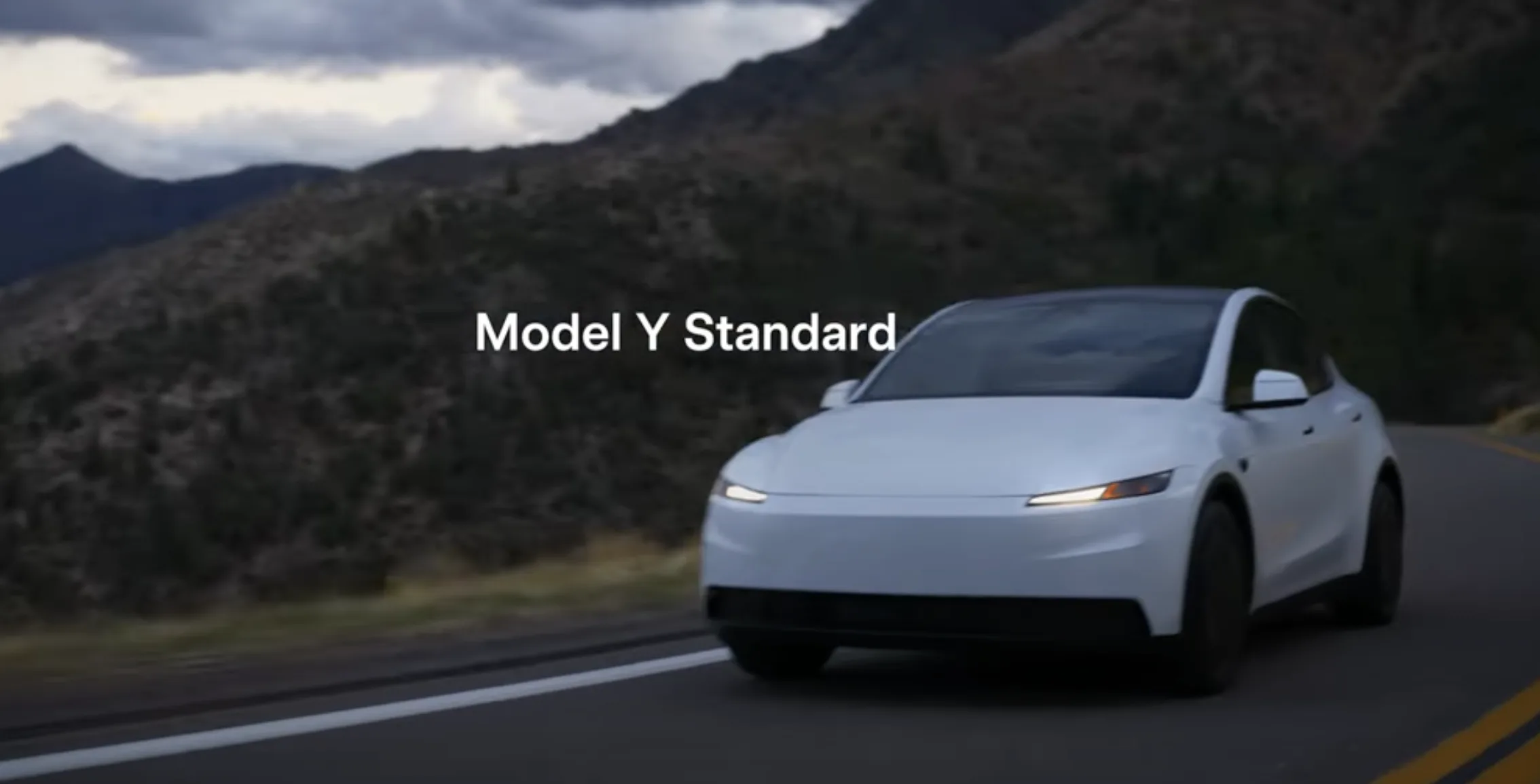 Tesla Model Y & 3 Standard: Πιο προσιτές εκδόσεις με περικοπές εξοπλισμού αλλά ίδιο DNA