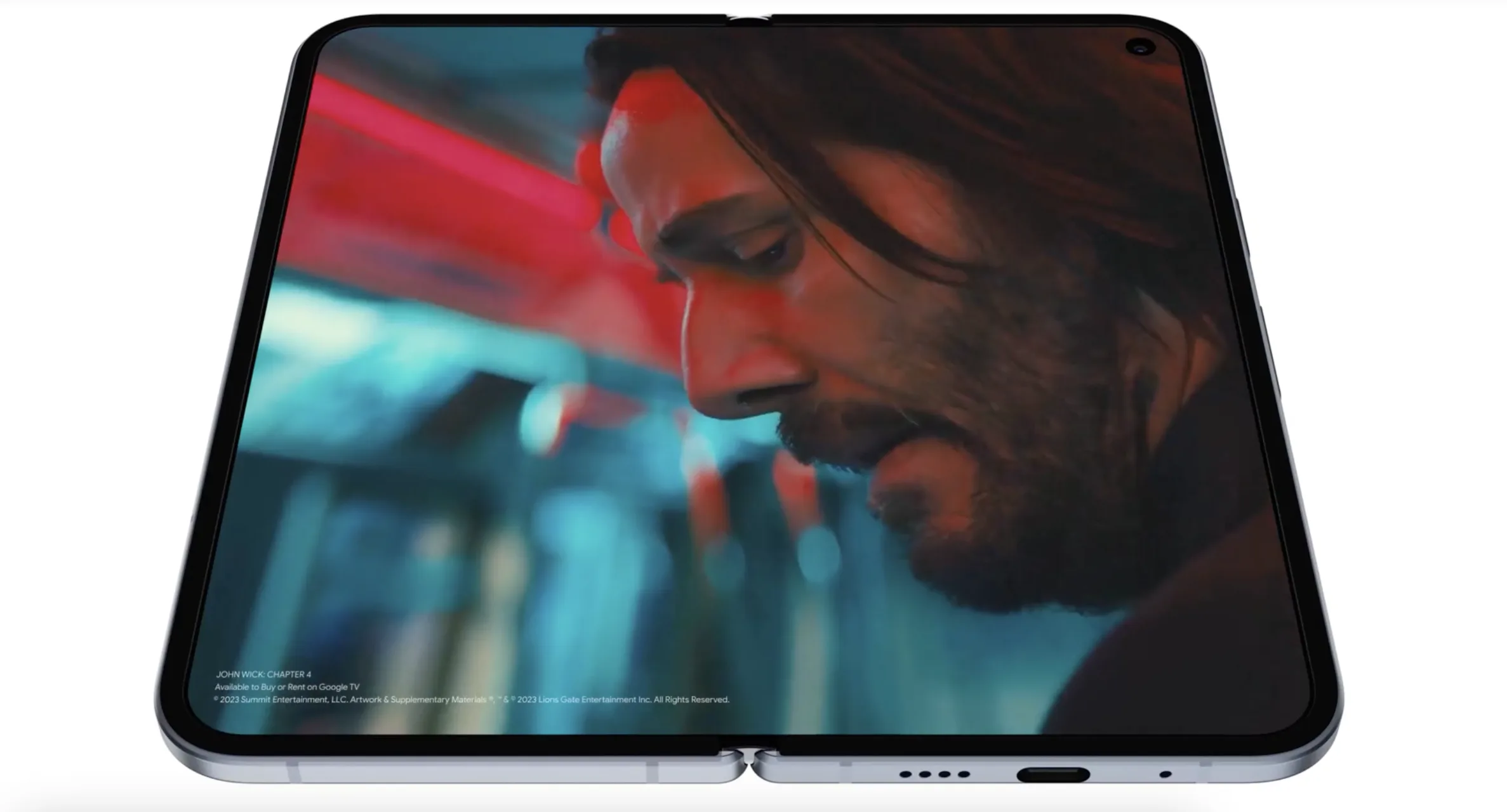 Pixel 10 Pro Fold σε χέρι χρήστη, με ενεργό περιβάλλον Pixel AI