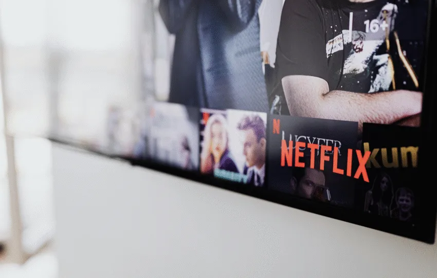 Netflix διεκδικεί Champions League: πρόταση-μαμούθ για τα τηλεοπτικά δικαιώματα