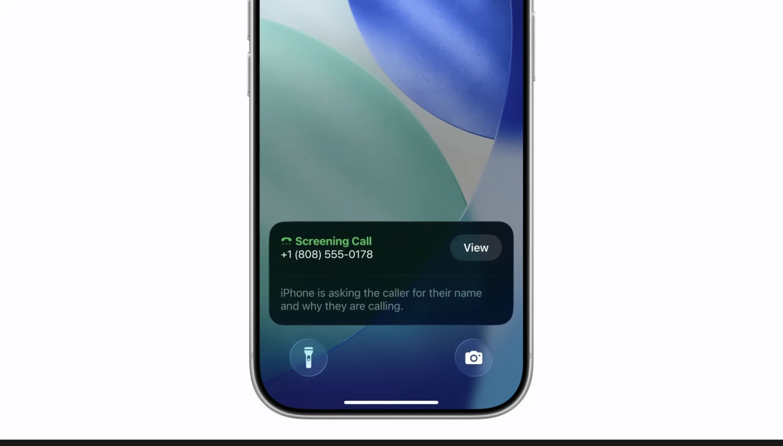 Οθόνη iPhone που εμφανίζει ειδοποίηση Call Screening, με επιλογές απάντησης και ζωντανή μεταγραφή της φωνής του καλούντος.