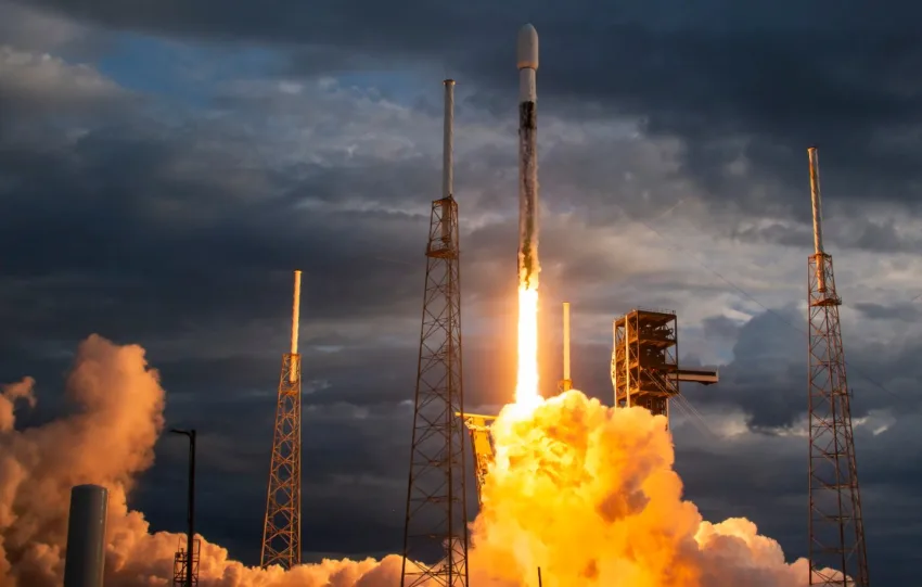 SpaceX γιορτάζει 100 εκτοξεύσεις από το Space Coast με εντυπωσιακές εικόνες