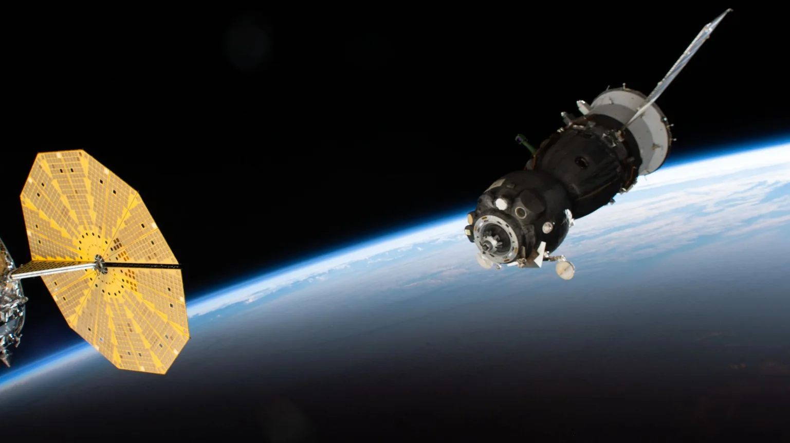 Ένας διαστημικός κόμβος σε πλήρη λειτουργία: Το νέο ρεκόρ του ISS