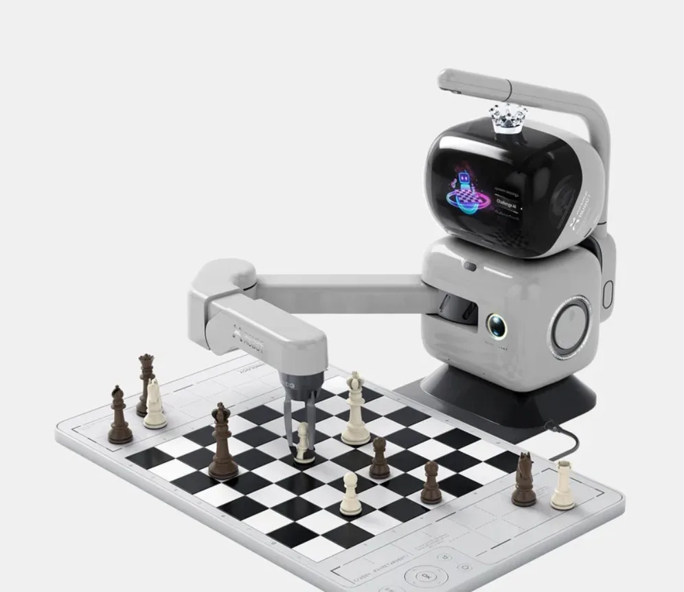 SenseRobot: Όταν το σκάκι συναντά την τεχνητή νοημοσύνη και τη ρομποτική