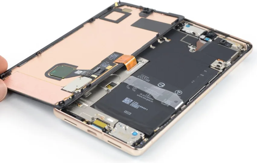 FixBot: Η νέα AI λειτουργία της iFixit που διευκολύνει τις DIY επισκευές