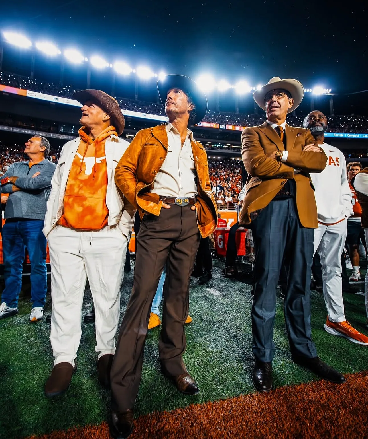 Πώς ο Μακόναχι επιχειρεί να προστατεύσει το «brand» του στον κόσμο της τεχνητής νοημοσύνης