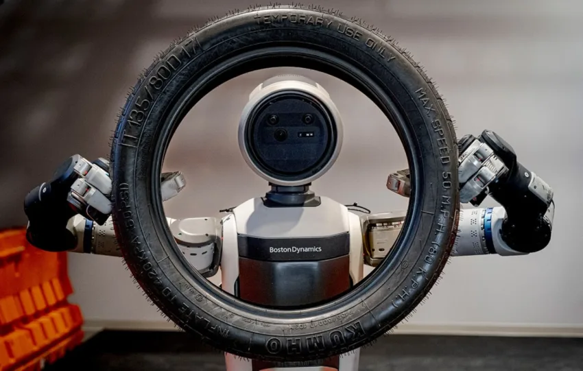 Atlas: Το humanoid ρομπότ της Boston Dynamics περνά στη βιομηχανική εποχή