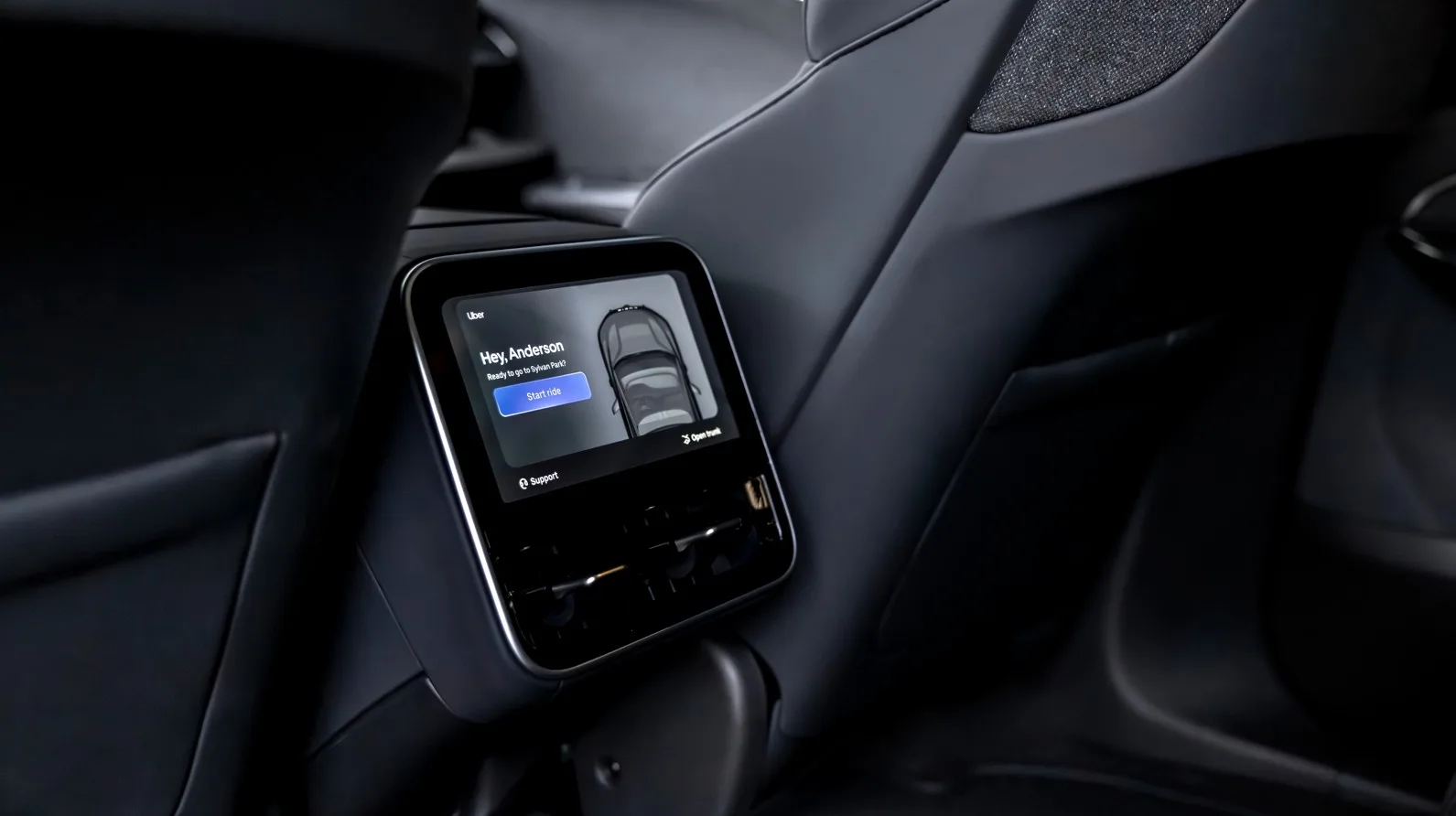 Uber, Lucid και Nuro παρουσιάζουν το Robotaxi του αυτοκινούμενου μέλλοντος