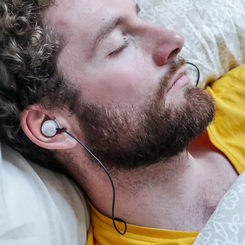 Earbuds με δυνατότητα εγκεφαλικής μέτρησης από τη NAOX