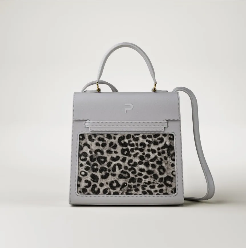 Peuty Infinity: Η luxury τσάντα με OLED οθόνη που αλλάζει εμφάνιση ανάλογα με το outfit 2 Peuty Infinity: Η luxury τσάντα με OLED οθόνη που αλλάζει εμφάνιση ανάλογα με το outfit