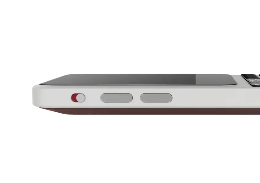 Clicks Communicator: Το smartphone που θυμίζει BlackBerry αλλά επαναπροσδιορίζει το messaging 5 Clicks Communicator: Το smartphone που θυμίζει BlackBerry αλλά επαναπροσδιορίζει το messaging