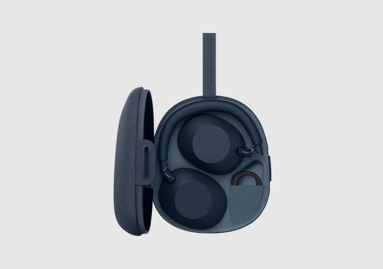 Η Sony μας βάζει σε σκέψεις με το νέο teaser "A New Form of Listening" 2 Η Sony μας βάζει σε σκέψεις με το νέο teaser "A New Form of Listening"