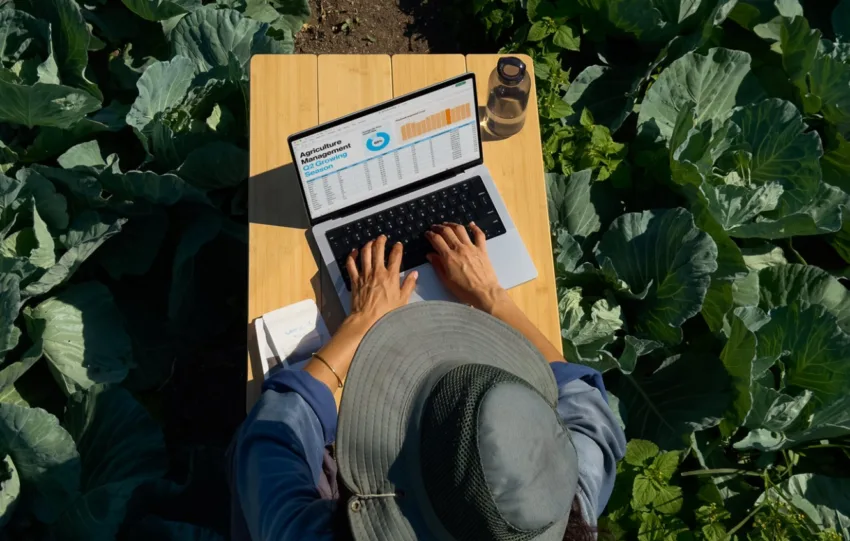 Η Apple ετοιμάζει τα πρώτα OLED MacBook Pro με τη βοήθεια της Samsung.