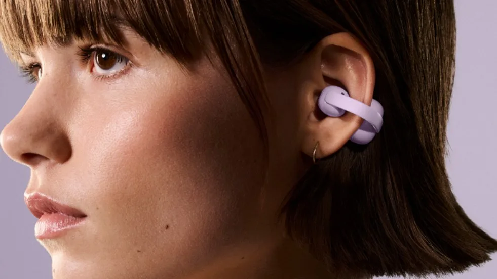 Ξεχάστε ό,τι ξέρατε για τα ακουστικά: Ήρθανε τα νέα Sony LinkBuds Clip.