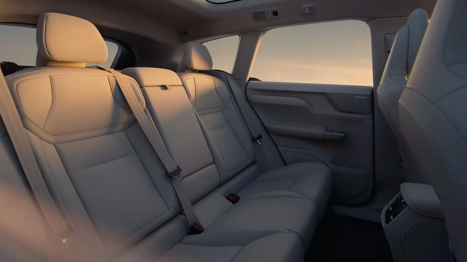 Volvo EX60: Το πιο έξυπνο Volvo που φτιάχτηκε ποτέ