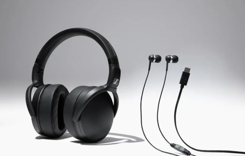 Sennheiser HD 400U & CX 80U: Η ενσύρματη «απάντηση» στην κατάργηση της θύρας ακουστικών