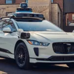 Κλήσεις της τροχαίας και στα robotaxi ποιος θα έχει πρόστιμο στα αυτοκίνητα χωρίς οδηγό