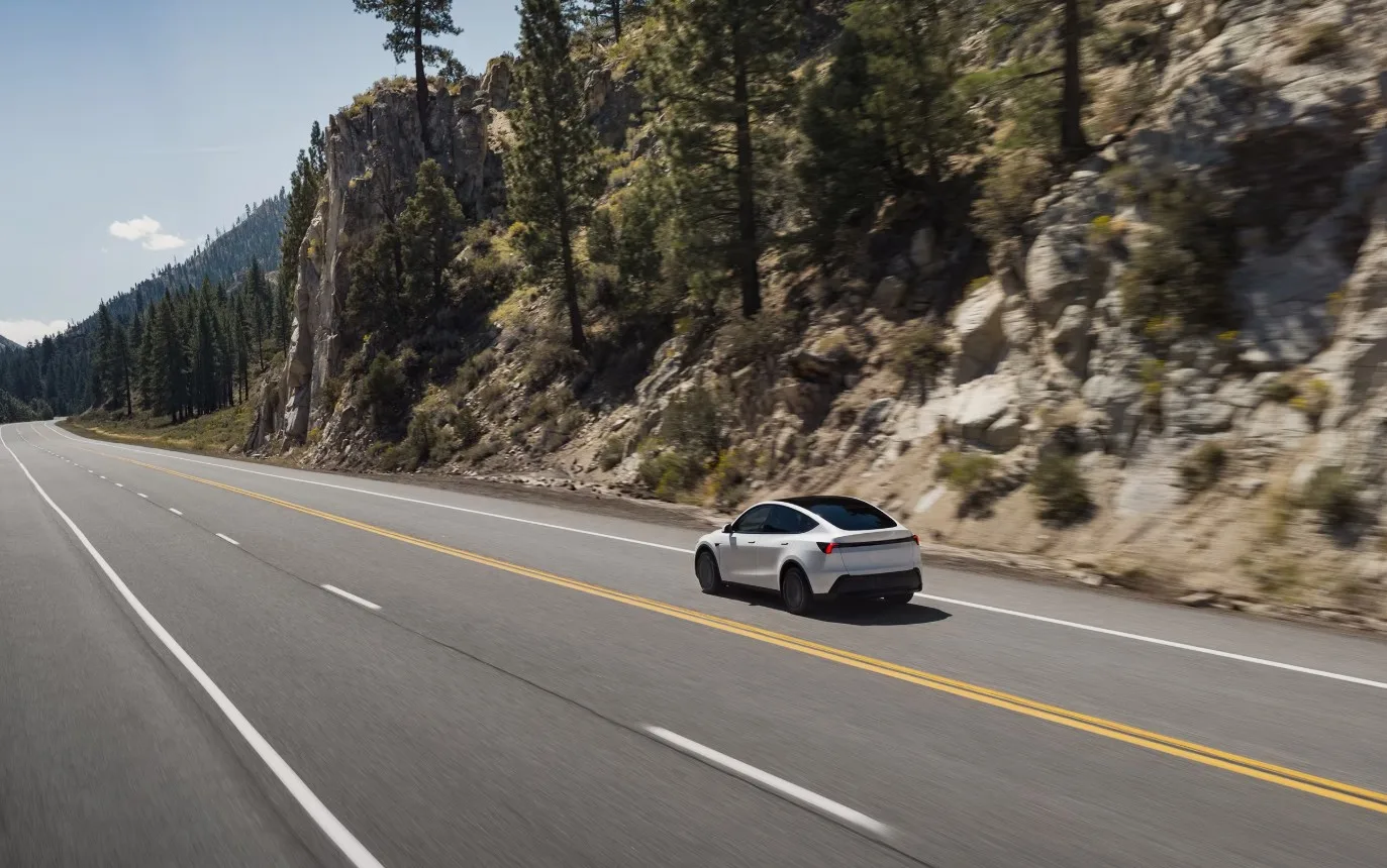 Apple CarPlay στην Tesla: Το όνειρο πλησιάζει αλλά η αναμονή συνεχίζεται