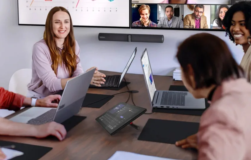 Η Lenovo και η Huddly παρουσιάζουν το μέλλον των AI υβριδικών συσκέψεων