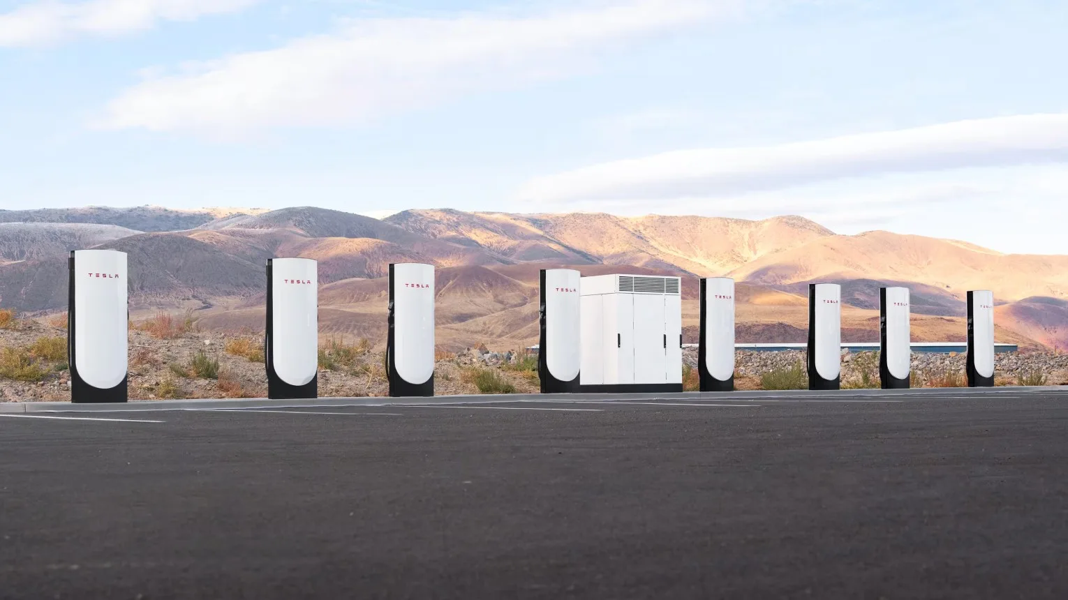 Γιατί η Tesla πρέπει να ανησυχεί για τη νέα κίνηση της BYD