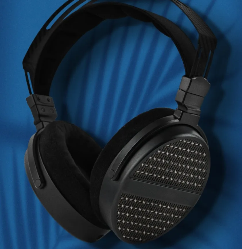 Η Thieaudio παρουσιάζει τα πρώτα της flagship over-ear ακουστικά