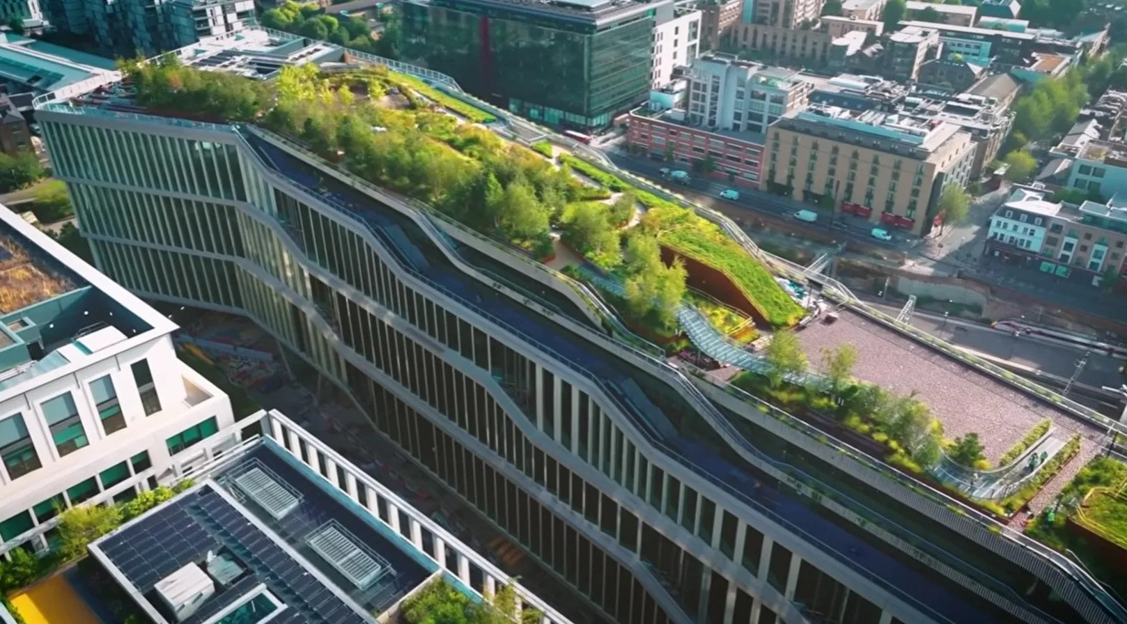 Platform 37: Το νέο εντυπωσιακό κέντρο τεχνητής νοημοσύνης της Google στο Λονδίνο