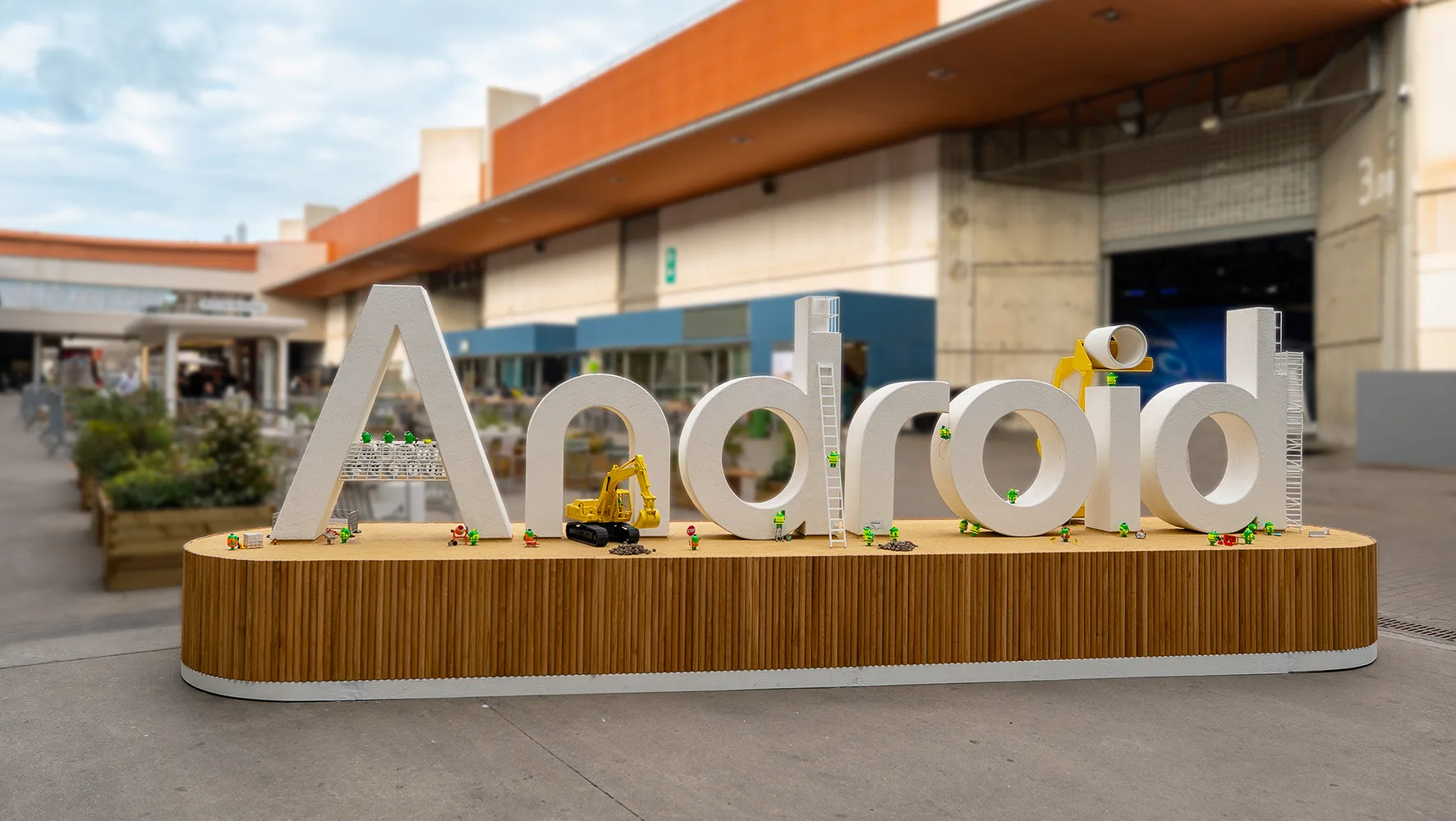 Google Android Automotive OS: Η νέα γενιά ελέγχει πλέον τον πυρήνα του αυτοκινήτου