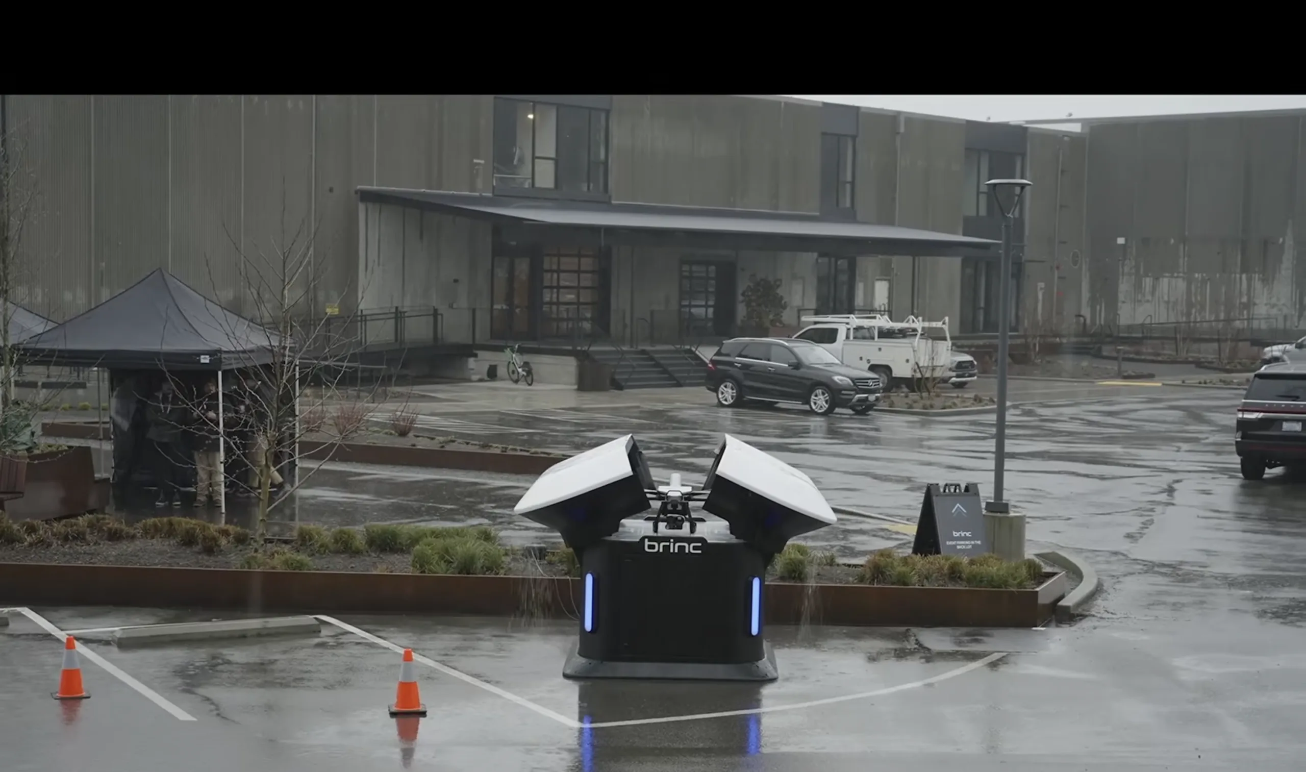 Brinc Guardian: Το νέο drone που φιλοδοξεί να αντικαταστήσει τα αστυνομικά ελικόπτερα
