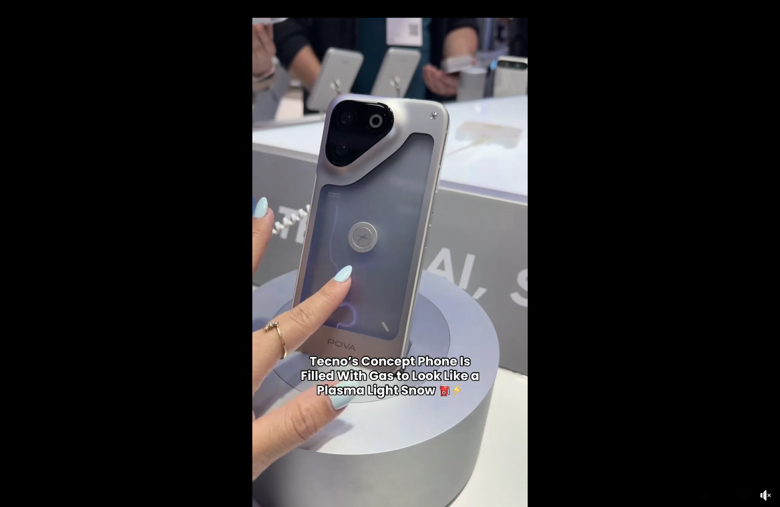 Tecno: Πέρα από τα όρια με τα νέα concept phones που φωτίζουν το μέλλον