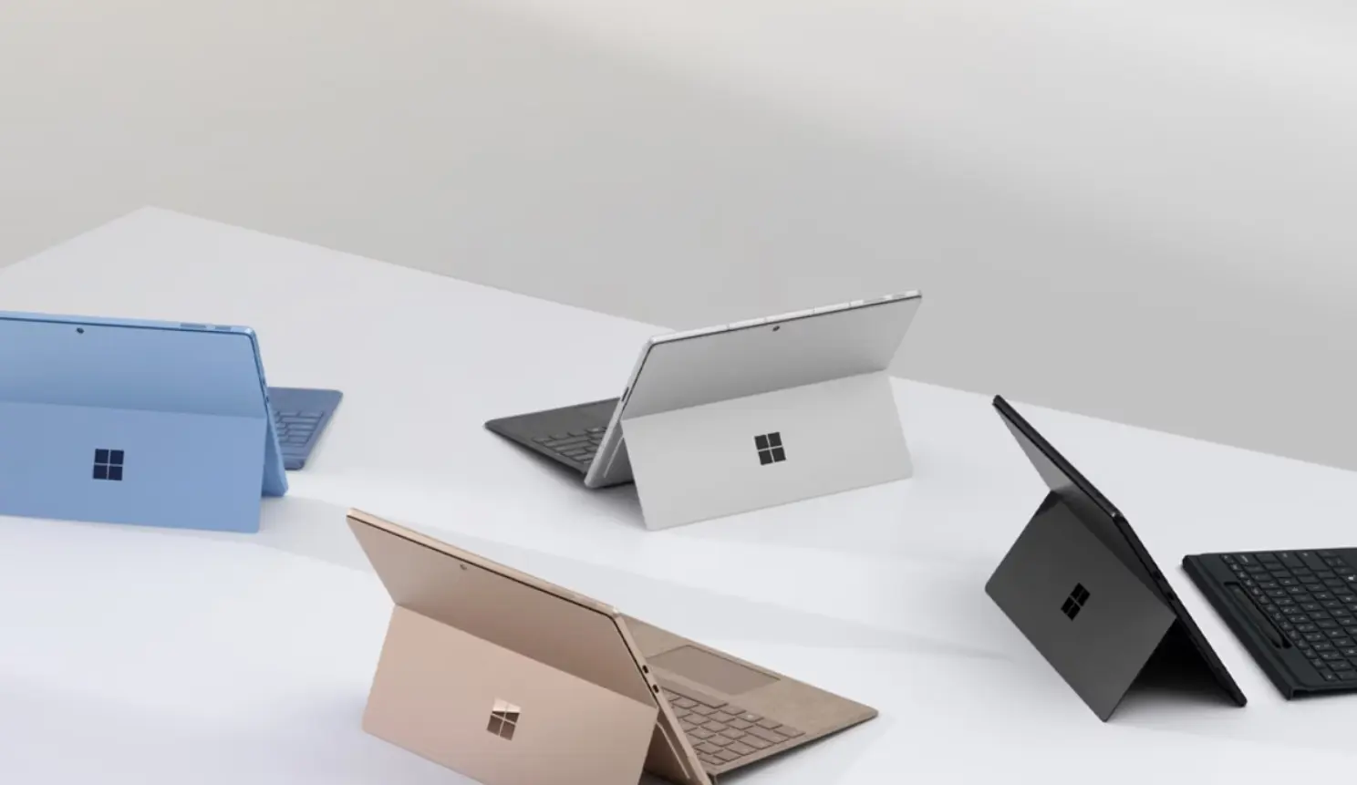 Πόσο ακριβαίνουν τα laptop και tablet της κορυφαίας σειράς Microsoft Surface 5 Πόσο ακριβαίνουν τα laptop και tablet της κορυφαίας σειράς Microsoft Surface