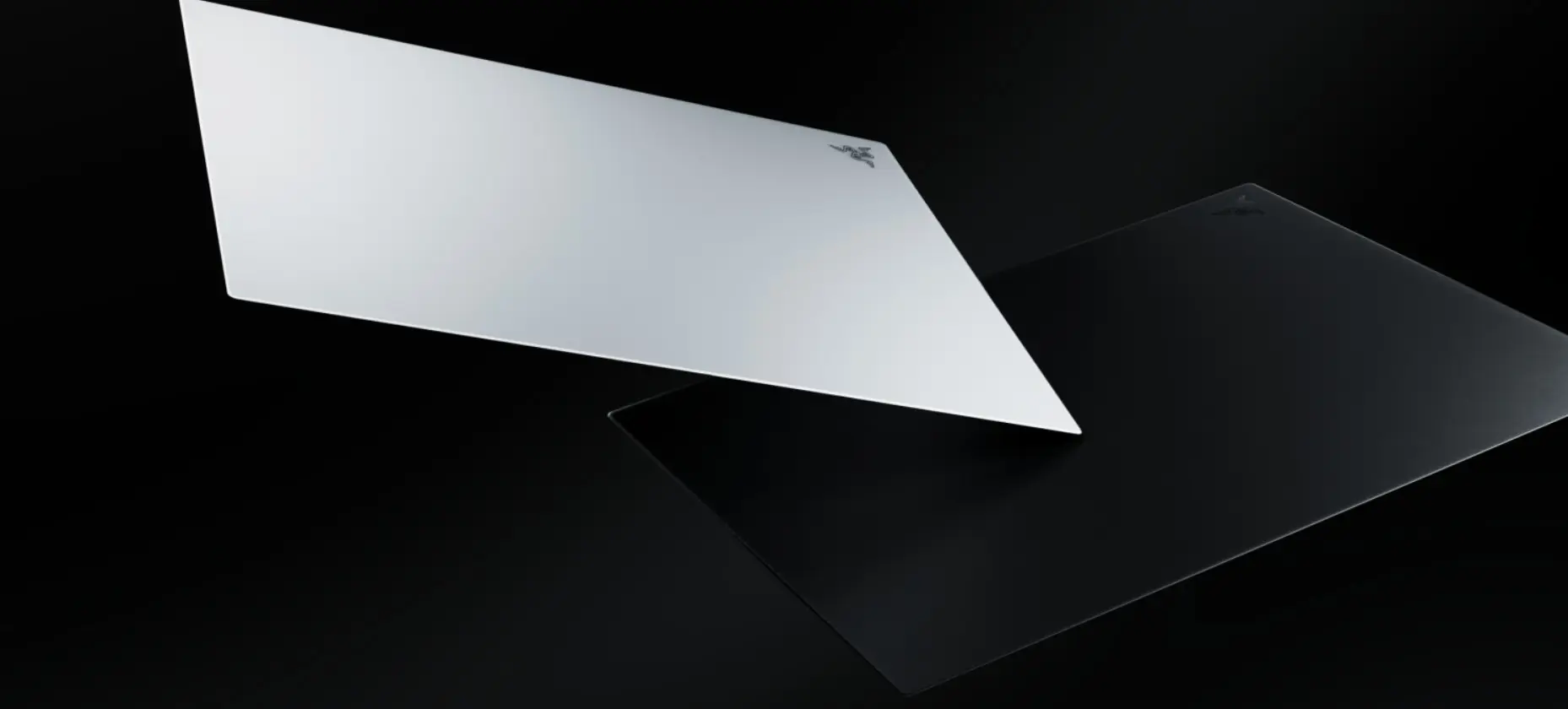 Razer Atlas Pro: Αποκαλύφθηκε το πιο λεπτό γυάλινο mouse mat στον κόσμο