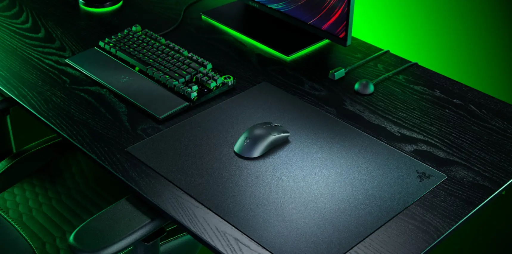 Razer Atlas Pro: Αποκαλύφθηκε το πιο λεπτό γυάλινο mouse mat στον κόσμο