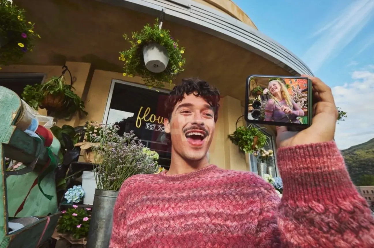 Πλήρης διαρροή σχεδιασμού του Motorola Razr+ 2026 λίγες ώρες πριν την παρουσίαση