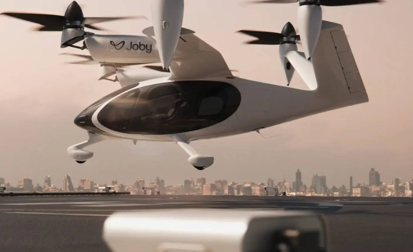 Electric air taxis στη Νέα Υόρκη: Η δοκιμαστική πτήση που γράφει ιστορία