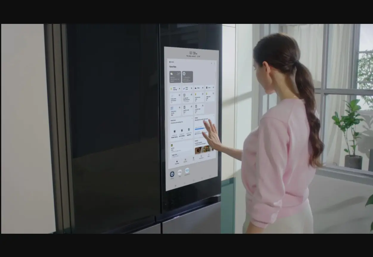 Πώς η τεχνολογία Google Gemini και ο Bixby αλλάζουν το Bespoke AI Refrigerator της Samsung