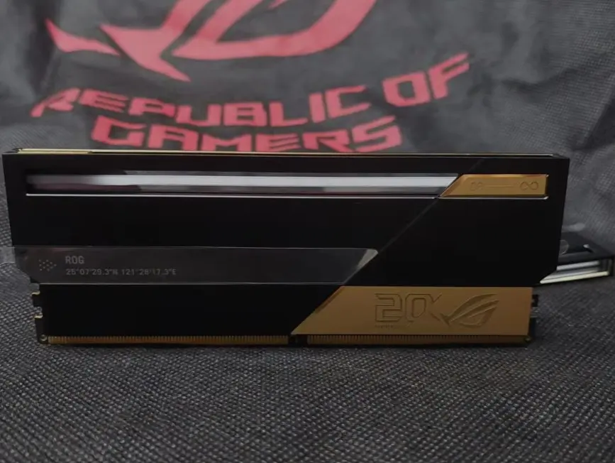 ASUS ROG DDR5: Το πρώτο memory kit της εταιρείας είναι εντυπωσιακό και πανάκριβο 4 ASUS ROG DDR5: Το πρώτο memory kit της εταιρείας είναι εντυπωσιακό και πανάκριβο