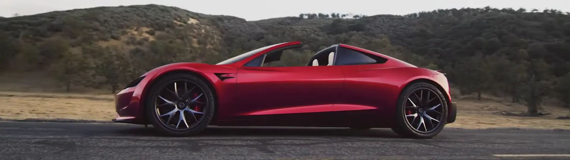 Αυτό είναι το λογότυπο του Tesla Roadster και η αποκάλυψη είναι πιο κοντά απο ποτέ