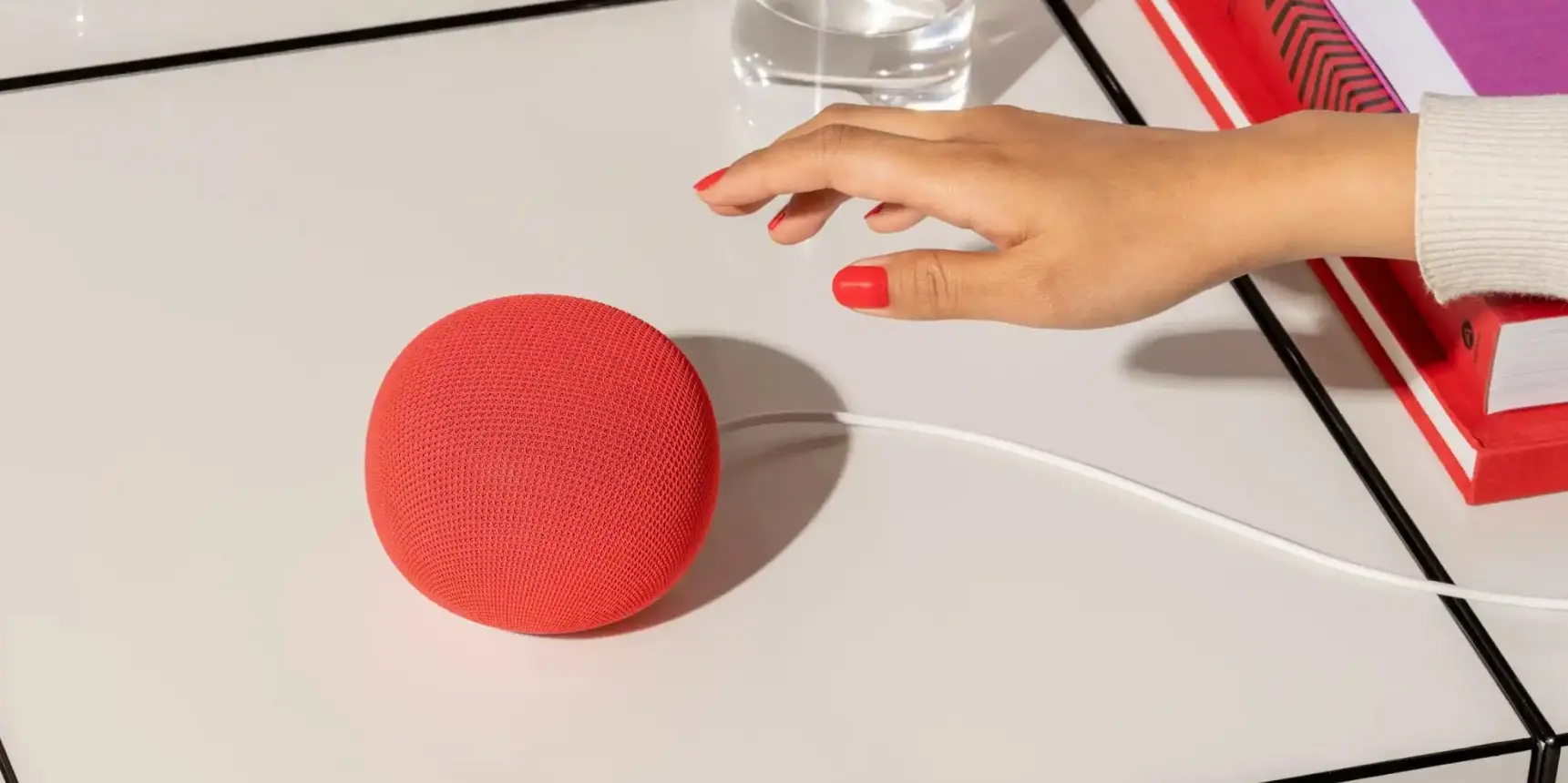 Ηχεία Google Home καταναλώνουν μυστηριωδώς έως και εκατοντάδες GB την ημέρα 1 Google Home Speaker - Bug κατεβάζει εκατοντάδες GB