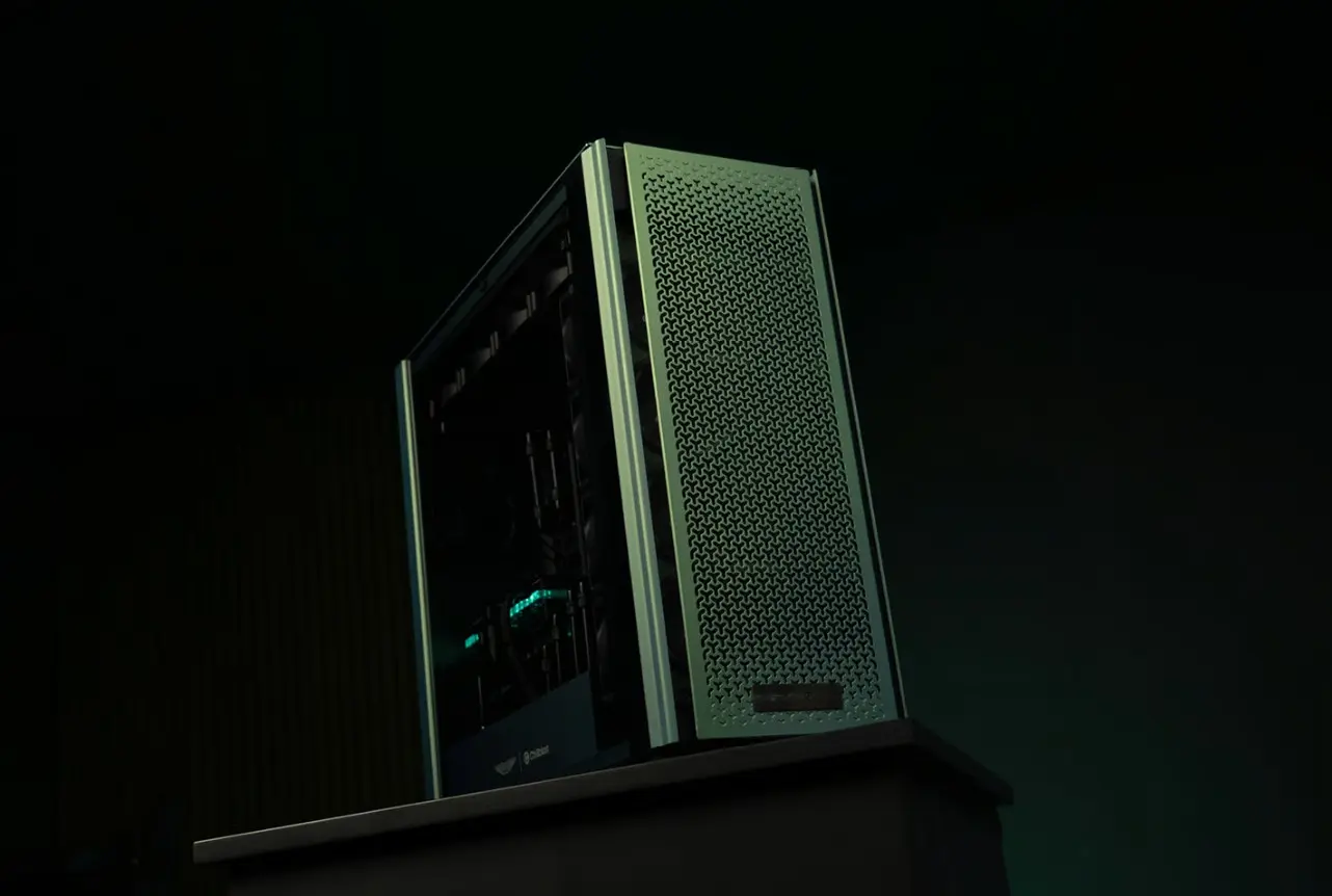 Το νέο πολυτελές gaming PC της Aston Martin και της Chillblast 4 Το νέο πολυτελές gaming PC της Aston Martin και της Chillblast