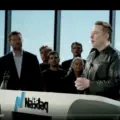 Ο Elon Musk υπόσχεται μία μετοχή της SpaceX σε κάθε παιδί στις ΗΠΑ με αξία 10,5 δισ. δολάρια