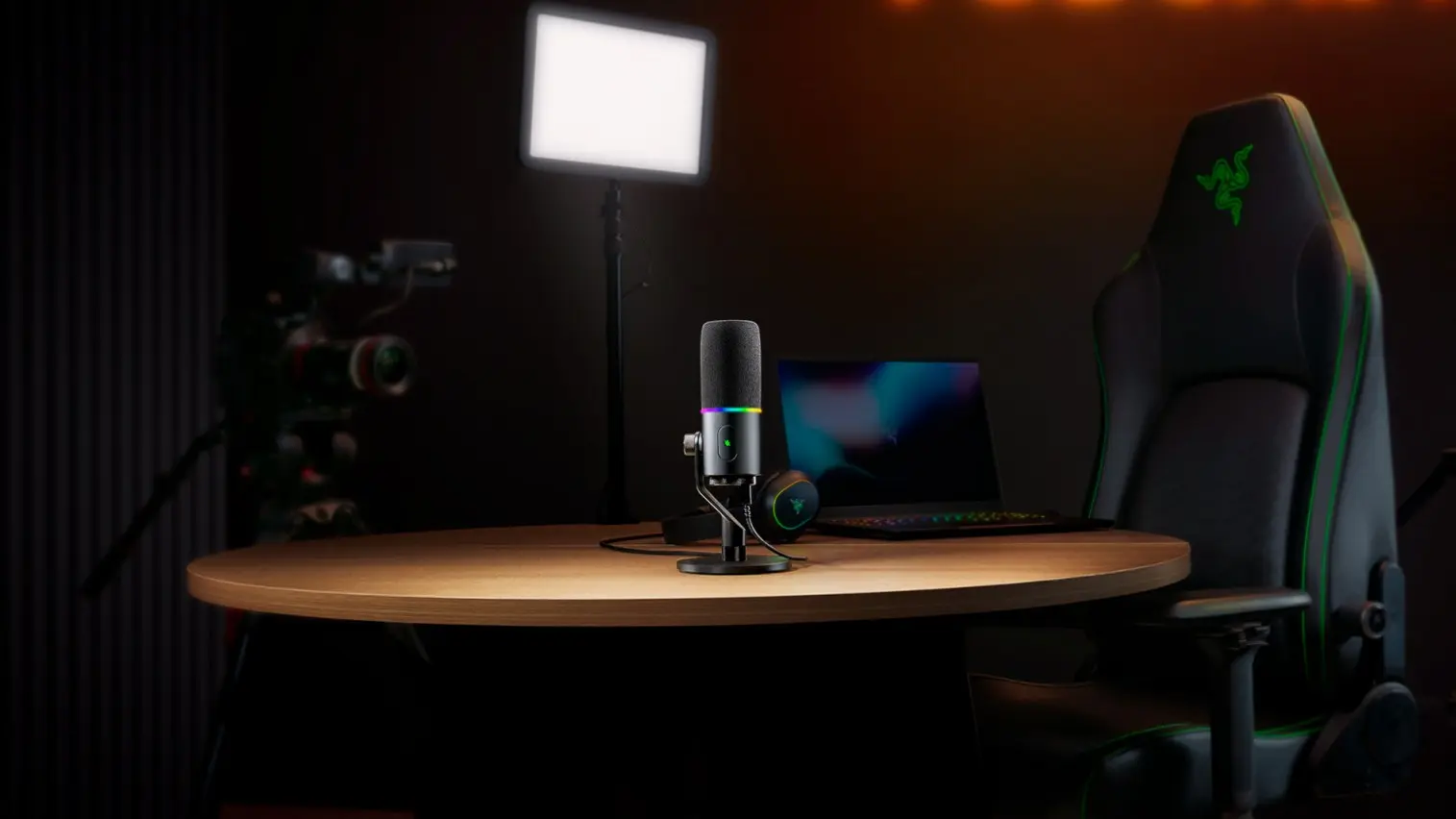 Το νέο Razer Seiren V3 Pro φέρνει τον ήχο του επαγγελματικού στούντιο στο γραφείο σας 2 Το νέο Razer Seiren V3 Pro φέρνει τον ήχο του επαγγελματικού στούντιο στο γραφείο σας