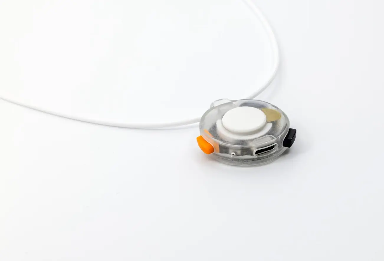 Augmental: MouthPad και wearable keyboard που ελέγχονται με τη γλώσσα και τη φωνή για άτομα με αναπηρία
