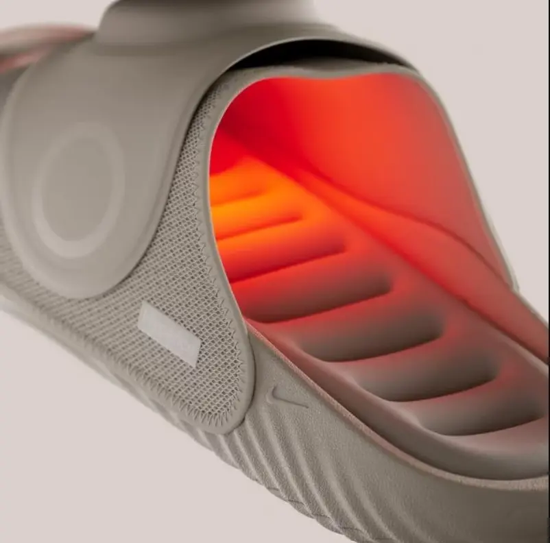 Ένα spa για τα πόδια σου: Το νέο slide της Nike αλλάζει την έννοια της χαλάρωσης