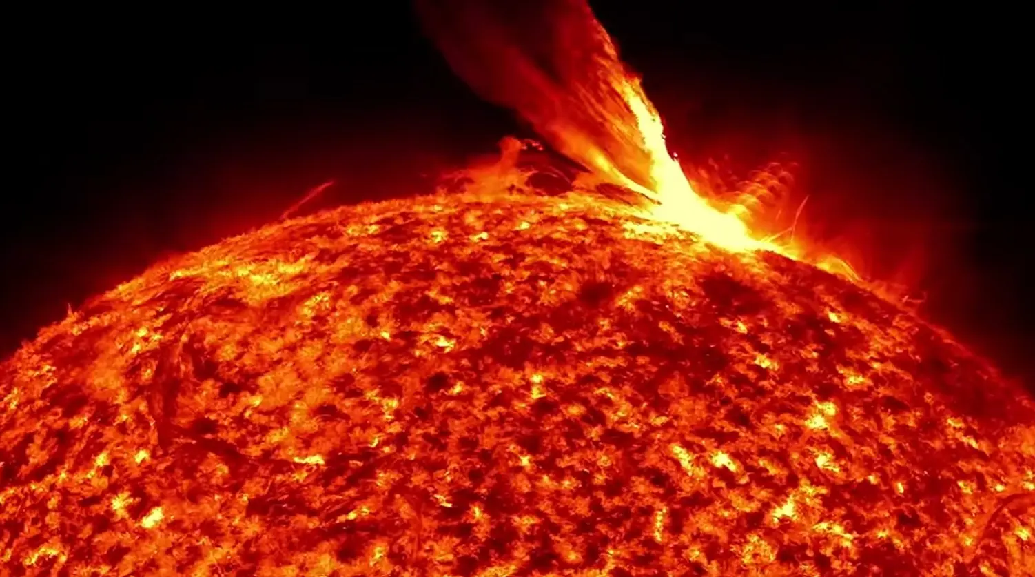 Η NASA θα μεταδώσει ζωντανά την πρώτη ολική έκλειψη Ηλίου στην Ευρώπη μετά από 27 χρόνια 4 Η NASA θα μεταδώσει ζωντανά την πρώτη ολική έκλειψη Ηλίου στην Ευρώπη μετά από 27 χρόνια