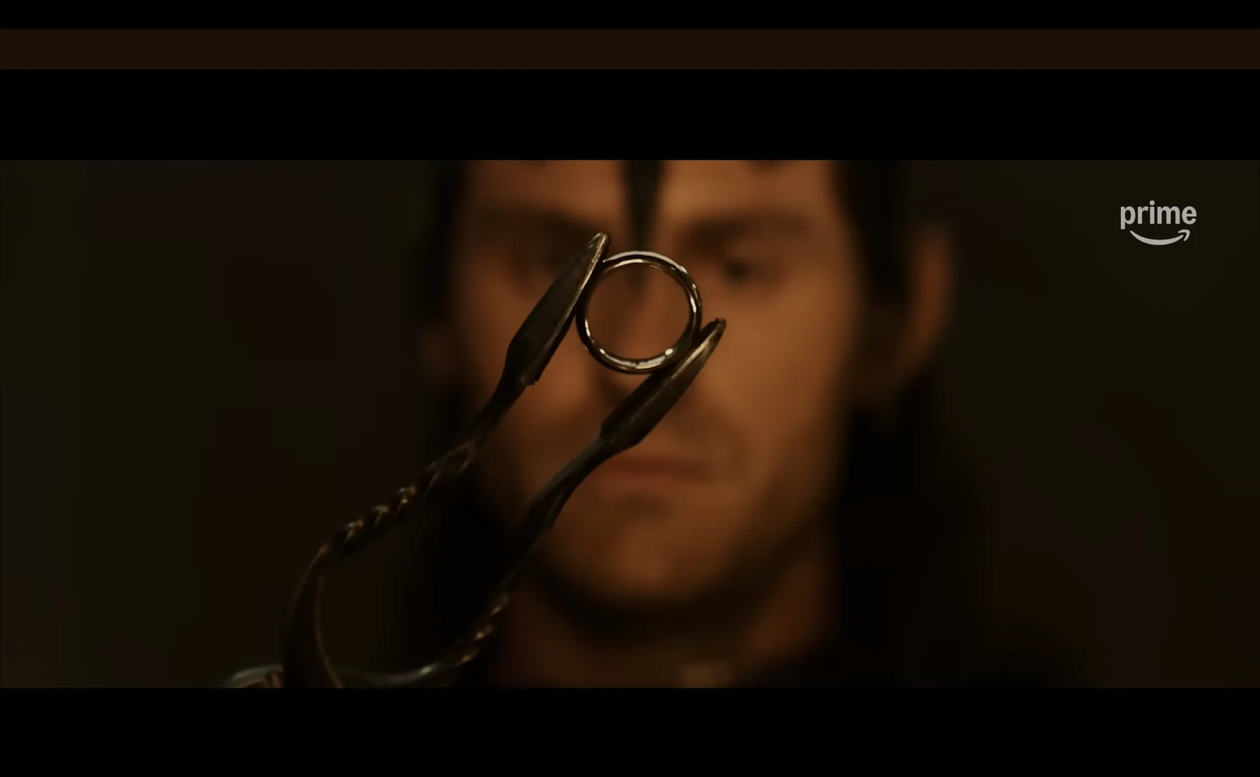 Το Ένα Δαχτυλίδι σφυρηλατείται: Το trailer του The Rings of Power που ανατριχιάζει