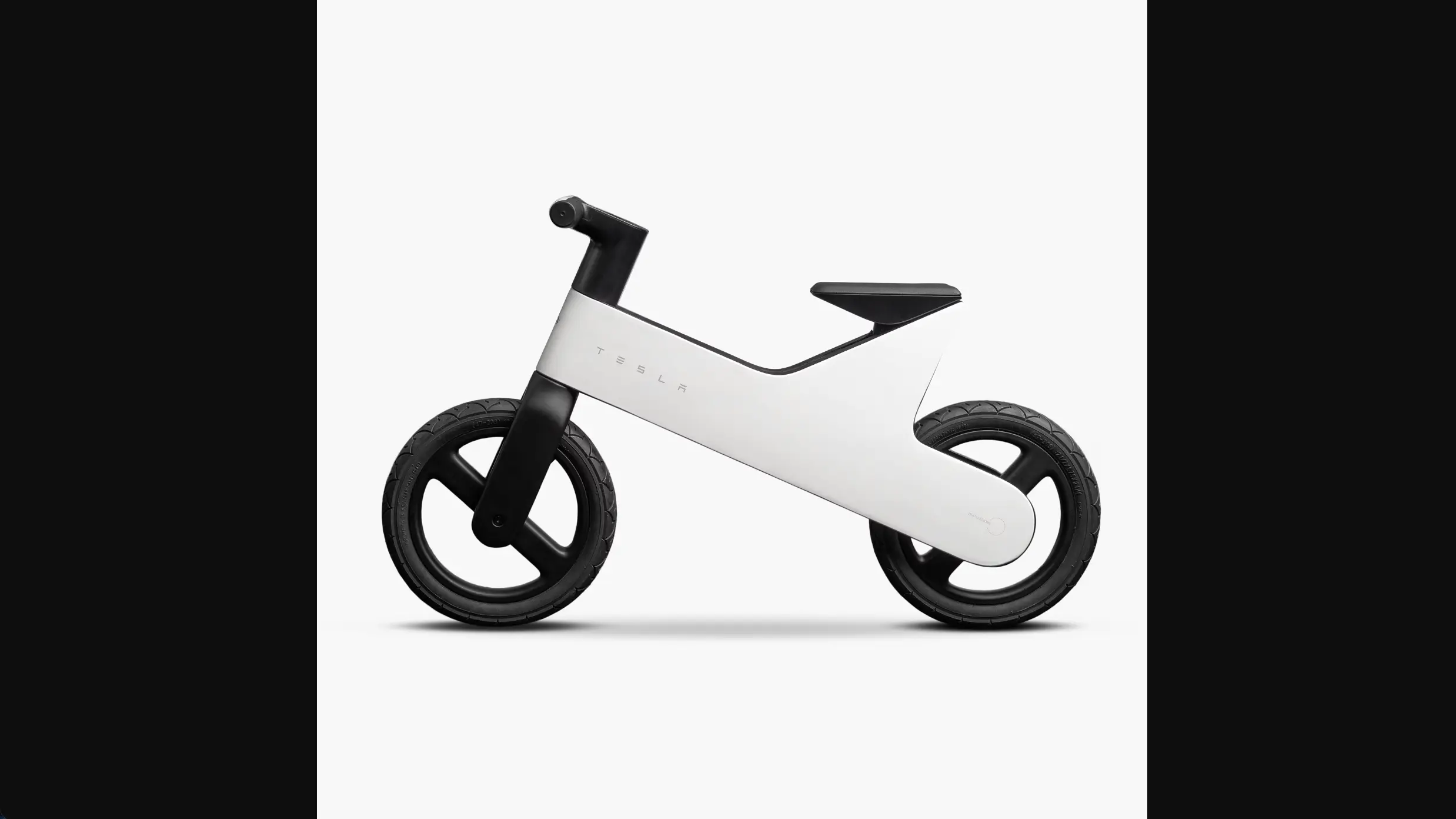 Tesla Balance Bike: Γιατί όλοι πληρώνουν 225 δολάρια για ένα ποδήλατο χωρίς κίνηση