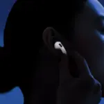 AirPods 5: Η Apple ίσως τα παρουσιάσει μαζί με τα νέα iPhone