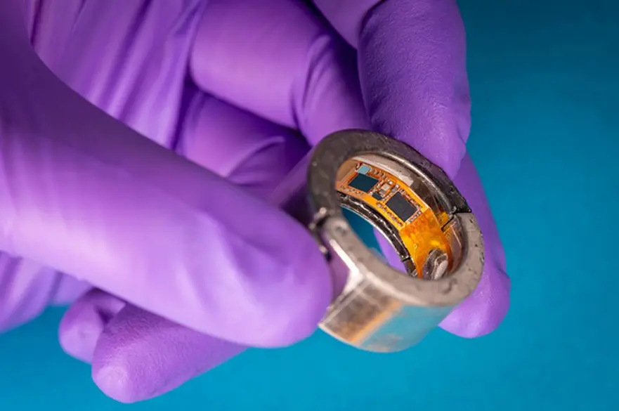 Το smart ring που μετατρέπει τον ιδρώτα σας σε πλήρη εργαστηριακή ανάλυση 8 Το smart ring που μετατρέπει τον ιδρώτα σας σε πλήρη εργαστηριακή ανάλυση